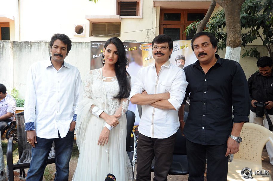 Balakrishna-Legend-Movie-Press-Meet